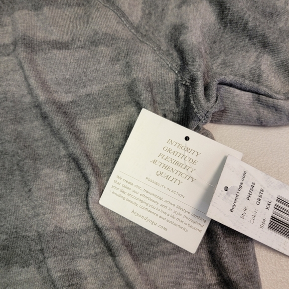 Beyond Yoga Women's Lightweight Pullover Top Shirt Grey Size XXL - Picture 7 of 7